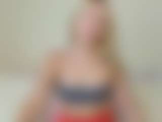 Live cam show with Kathrynn18 - Skinny Teen (18+) on TeamSkeetLive
