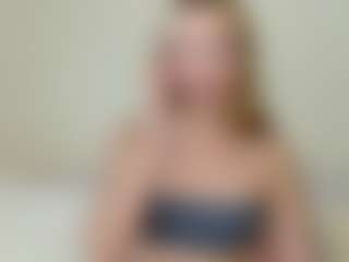 Kathrynn18's Live Sex Cam Show