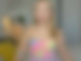 Kathrynn18's Live Sex Cam Show
