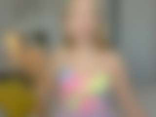 Kathrynn18's Live Sex Cam Show