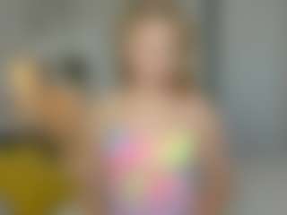 Kathrynn18's Live Sex Cam Show