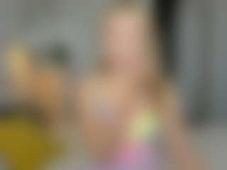 Kathrynn18's Live Sex Cam Show