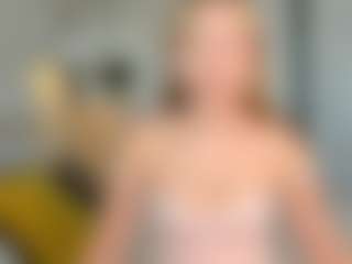 Kathrynn18's Live Sex Cam Show