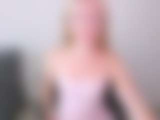 Live cam show with Kathrynn18 - Petite on Camsoda