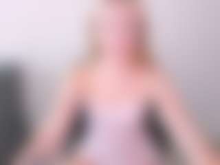 Kathrynn18's Live Sex Cam Show