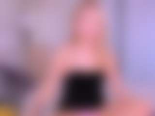 Kathrynn18's Live Sex Cam Show