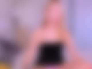 Kathrynn18's Live Sex Cam Show