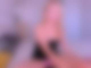 Kathrynn18's Live Sex Cam Show
