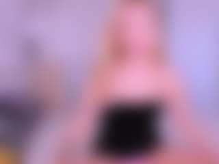 Kathrynn18's Live Sex Cam Show