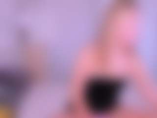 Kathrynn18's Live Sex Cam Show