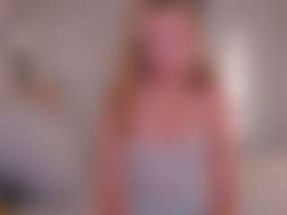 Kathrynn18's Live Sex Cam Show