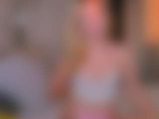 Kathrynn18's Live Sex Cam Show