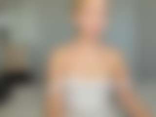 Kathrynn18's Live Sex Cam Show