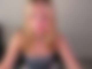 Kathrynn18's Live Sex Cam Show