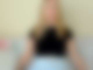 Kathrynn18's Live Sex Cam Show