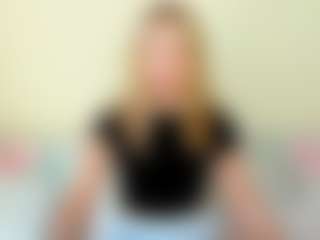 Live cam show with Kathrynn18 - Blonde Hair Petite on SpankPalCams