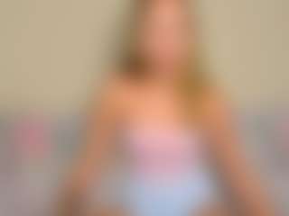 Kathrynn18's Live Sex Cam Show