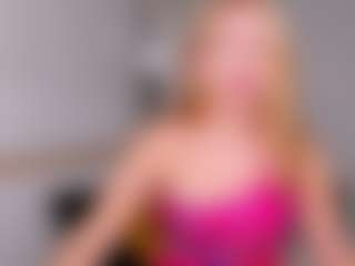 Kathrynn18's Live Sex Cam Show