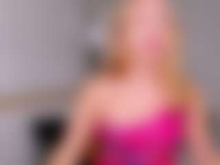 Kathrynn18's Live Sex Cam Show