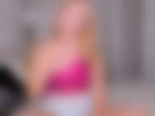 Kathrynn18's Live Sex Cam Show