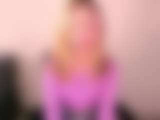 Kathrynn18's Live Sex Cam Show