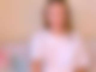 Kathrynn18's Live Sex Cam Show