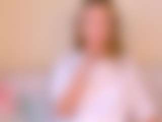 Kathrynn18's Live Sex Cam Show