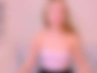 Kathrynn18's Live Sex Cam Show