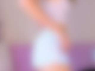 Kathrynn18's Live Sex Cam Show