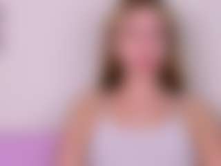 Kathrynn18's Live Sex Cam Show