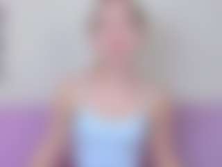 Kathrynn18's Live Sex Cam Show