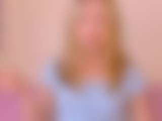 Kathrynn18's Live Sex Cam Show