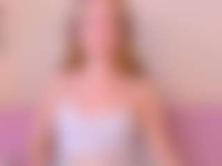 Kathrynn18's Live Sex Cam Show