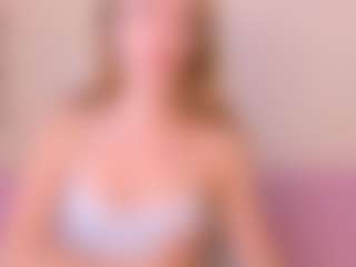 Kathrynn18's Live Sex Cam Show
