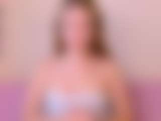 Kathrynn18's Live Sex Cam Show