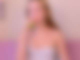 Live cam show with Kathrynn18 - Big Ass on TeamSkeetLive