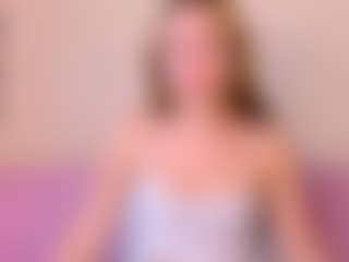 Kathrynn18's Live Sex Cam Show