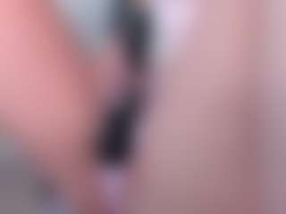 Kathrynn18's Live Sex Cam Show