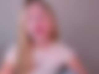 Kathrynn18's Live Sex Cam Show