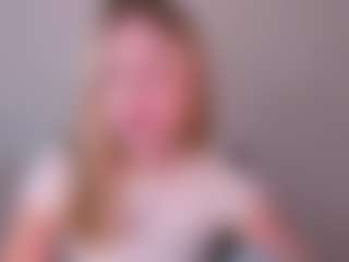 Kathrynn18's Live Sex Cam Show