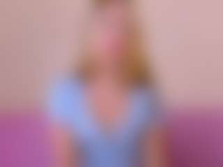 Kathrynn18's Live Sex Cam Show