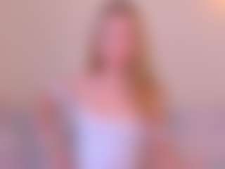 Kathrynn18's Live Sex Cam Show