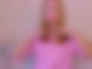 Kathrynn18's Live Sex Cam Show