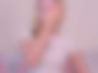 Kathrynn18's Live Sex Cam Show