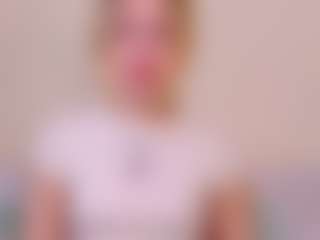 Kathrynn18's Live Sex Cam Show