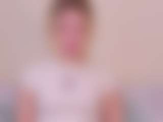 Kathrynn18's Live Sex Cam Show