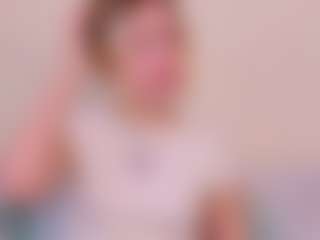 Kathrynn18's Live Sex Cam Show