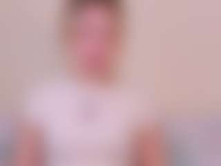 Kathrynn18's Live Sex Cam Show
