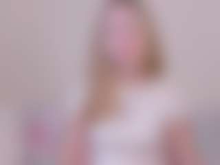 Kathrynn18's Live Sex Cam Show