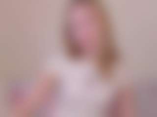 Kathrynn18's Live Sex Cam Show